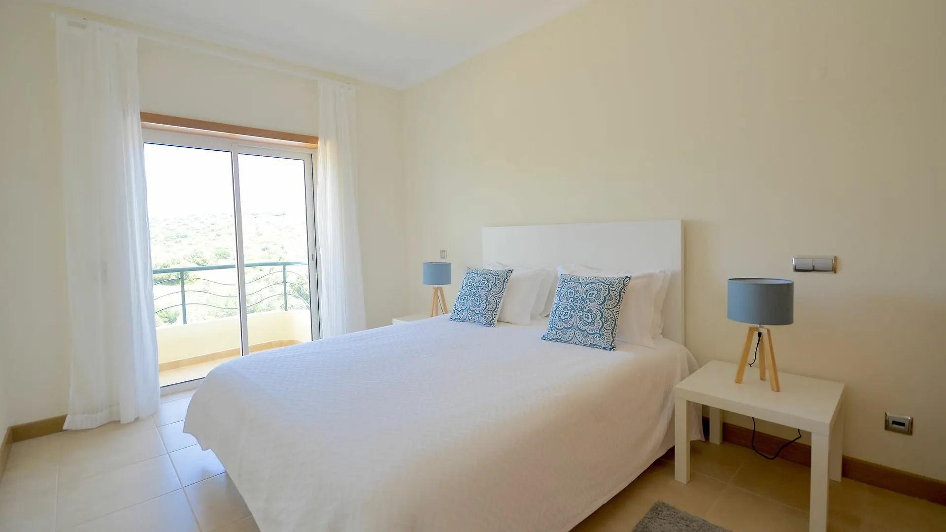 Lagos Bay Plaza Apartamento